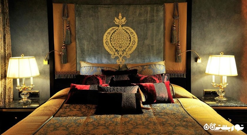 تخت بزرگ سوئیت حمام گرند